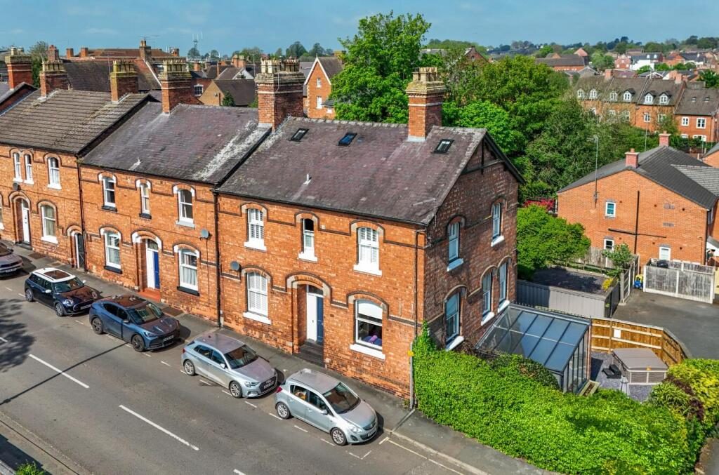 Terraced House