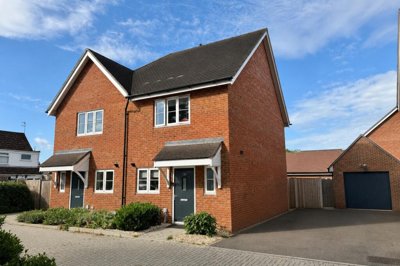 Property on Webber Street, RH6 8ST