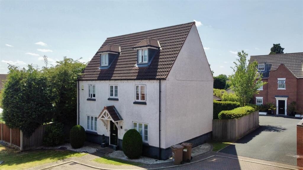 Property main image