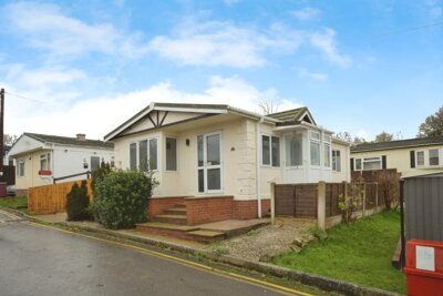 Property on Sunningdale Park, S42 6EE