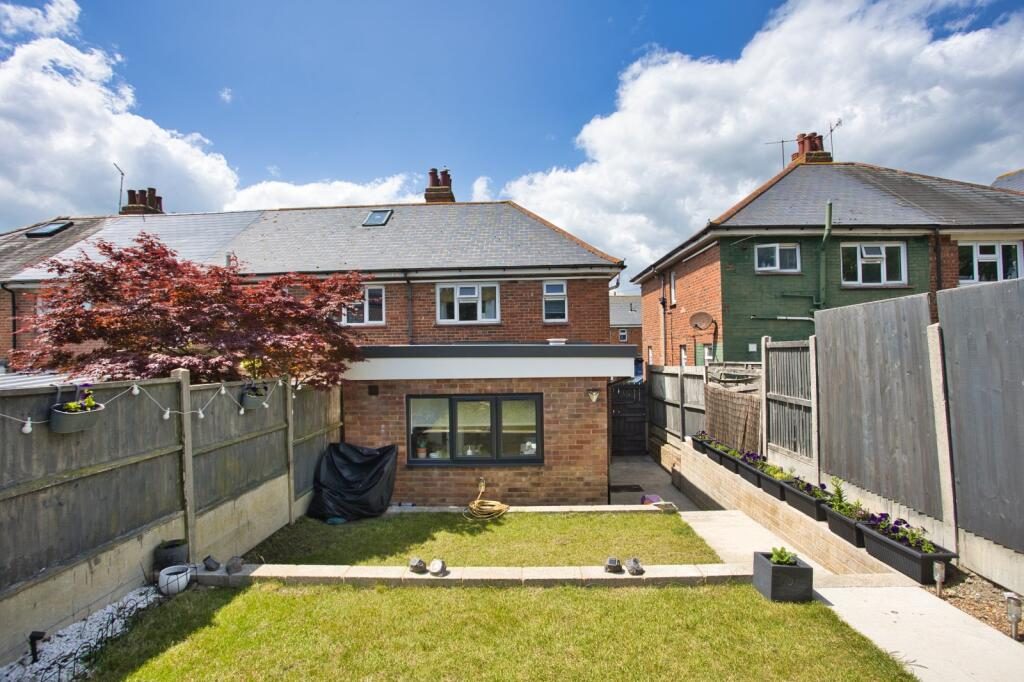 Terraced House