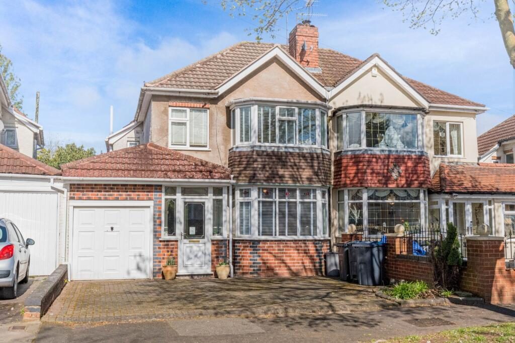 Property main image