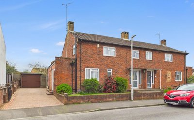 Property on Star Road, TN24 8BX