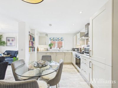 Property on Beatrice Gardens, OX9 3SR
