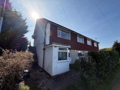 Property on Maple Close, CF62 9BX