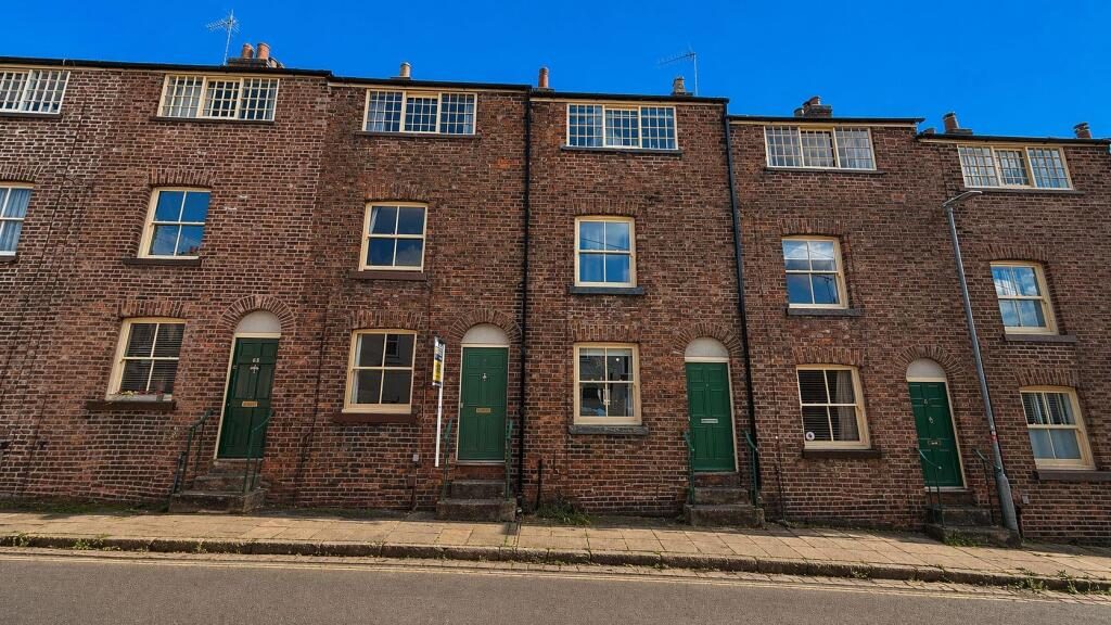 Terraced House