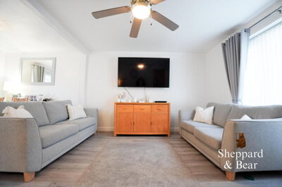 Property on Heol Poyston, CF5 5LY