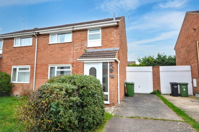 Property on Plantation Crescent, GL20 7QG