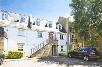 Property on New Writtle Street, CM2 0RR