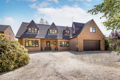 Property on Ashwells Lane, NN6 6LW
