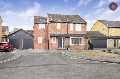 Property on Medina Gardens, OX26 2TR