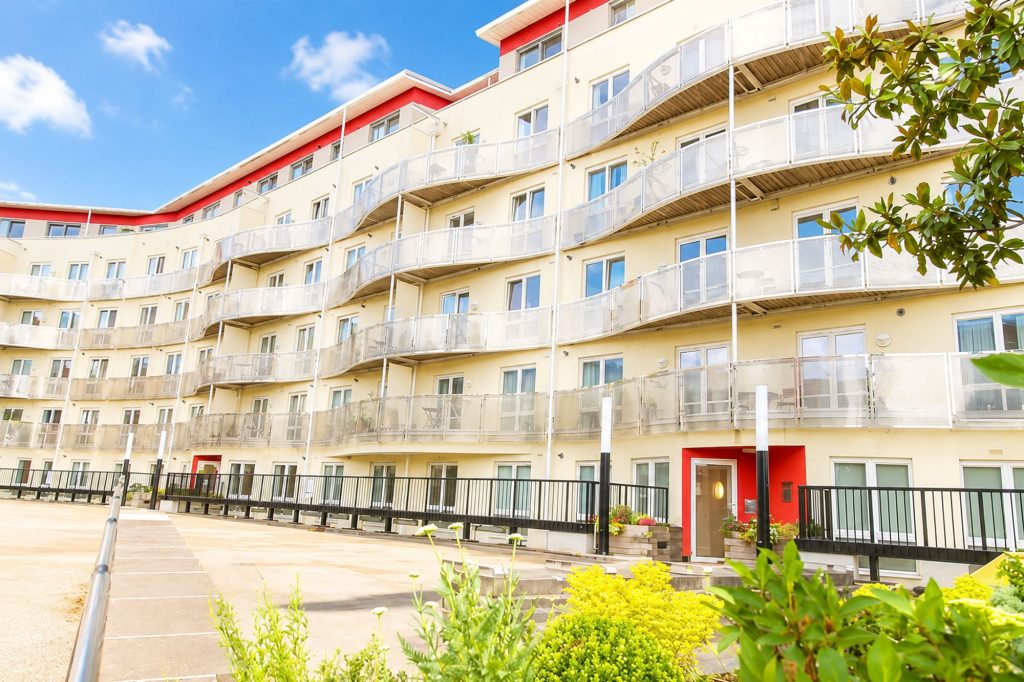 Property main image