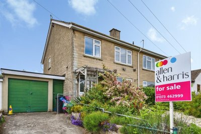 Property on Long Ground, BA11 1PJ