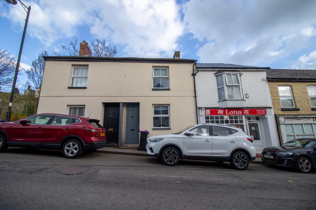 Terraced House