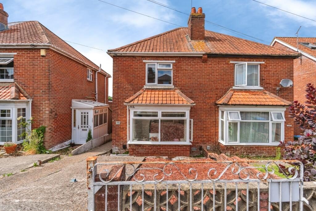 Property main image