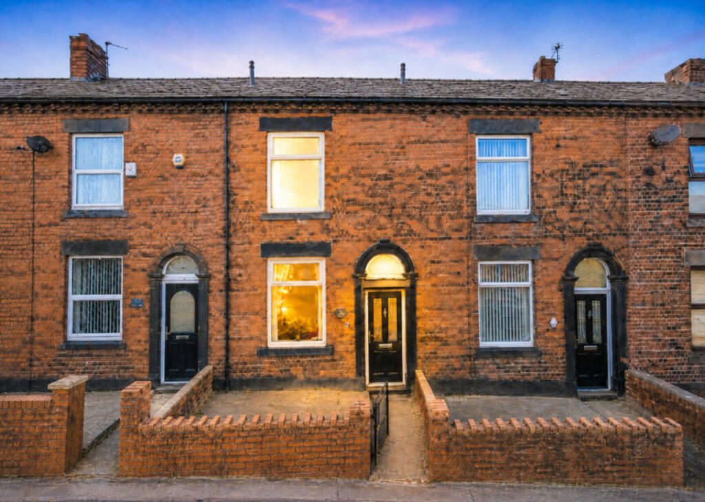 Terraced House