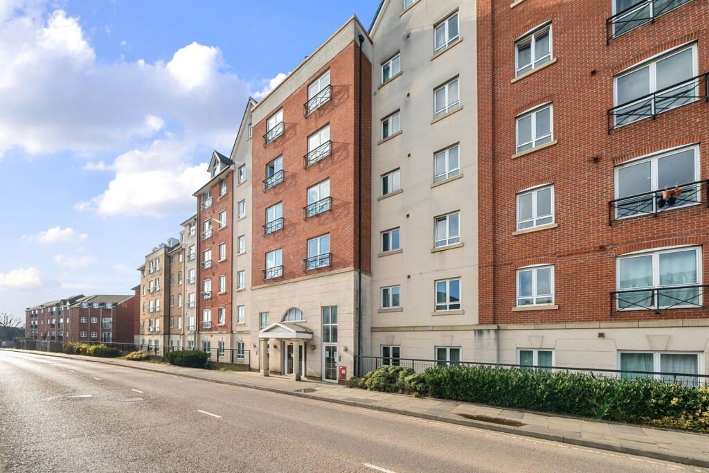 Property main image