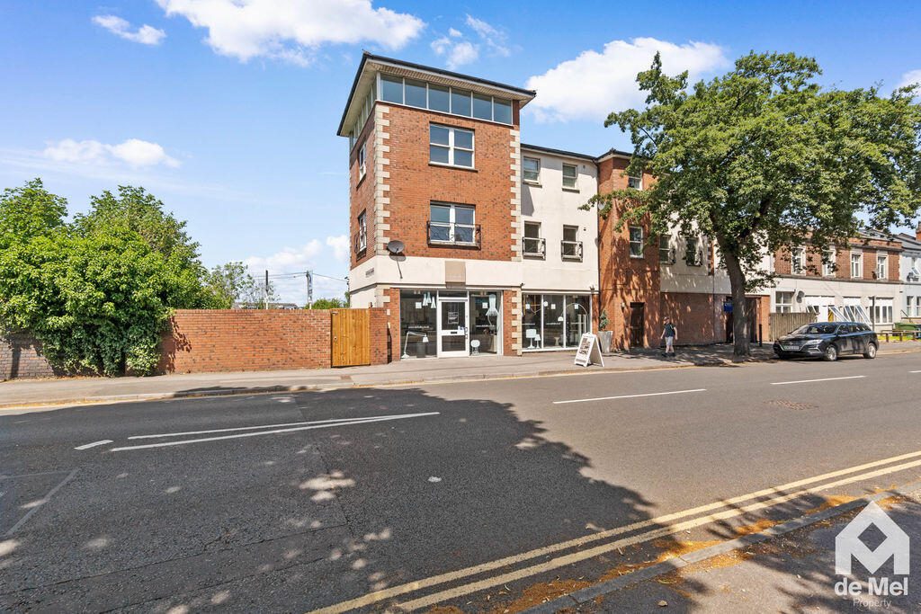 Property main image