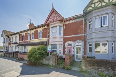 Property on County Road, SN1 2EA