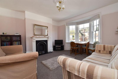 Property on TN34 3BG