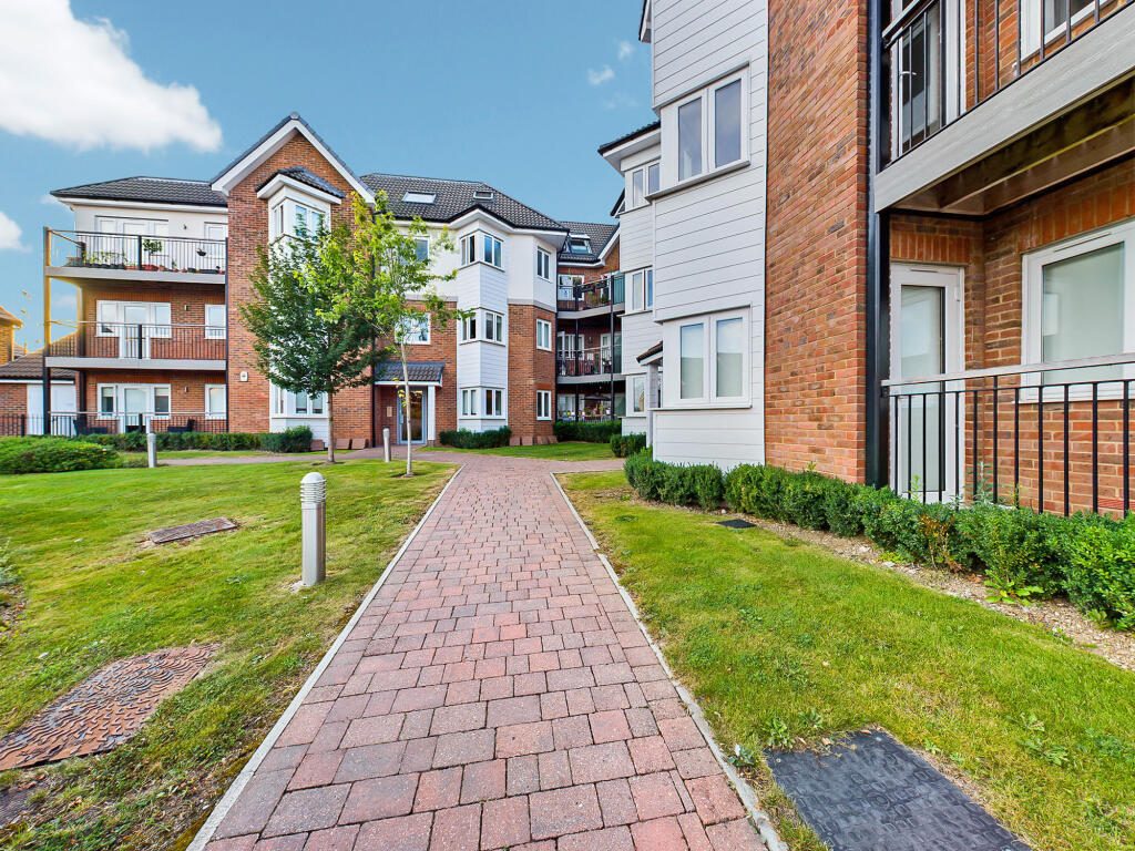 Property main image