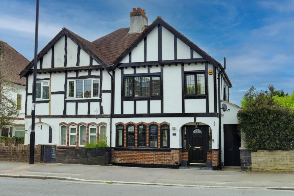 Terraced House