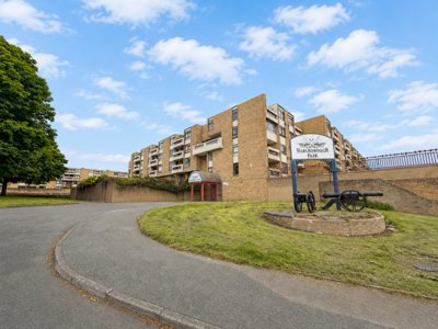 Property on Kenilworth Court, NE37 3DZ