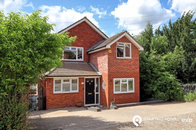 Property on Dykes Chase, CM9 6HP