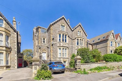 Property on Albert Road, BS21 7RR