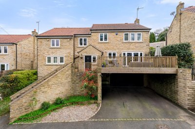 Property on Hetchell Court, LS17 9BY