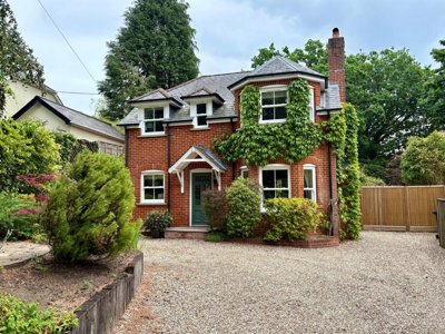 Property on Aveley Lane, GU9 8PS