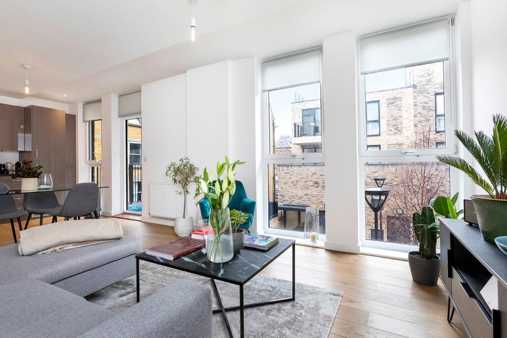 Property main image