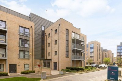 Property on EH7 4FS