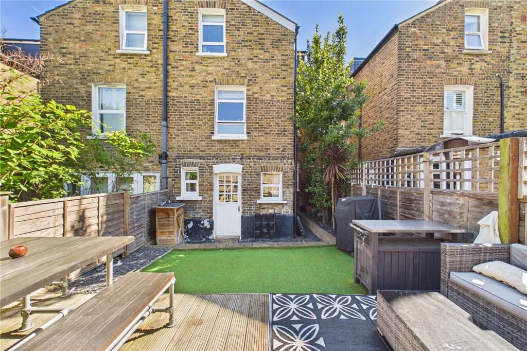Property main image