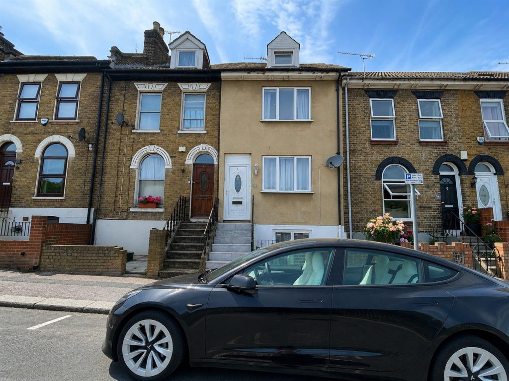 Property main image