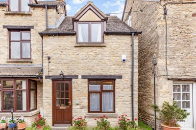 Property on High Street, OX28 6JA