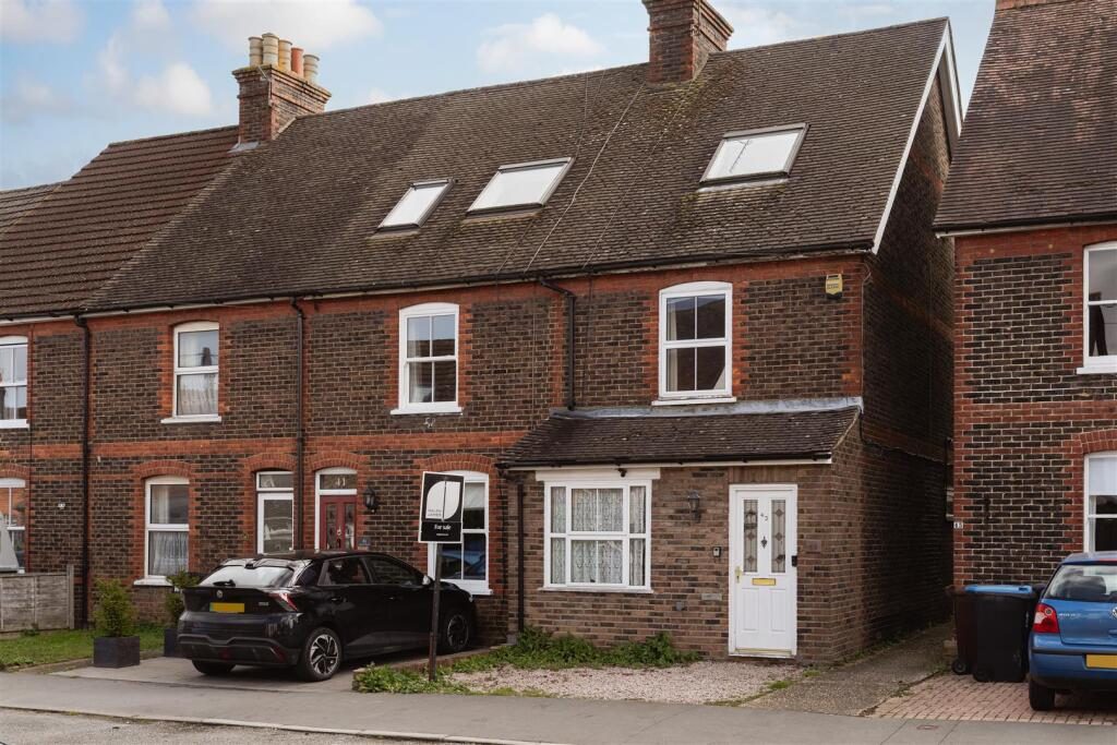 Terraced House
