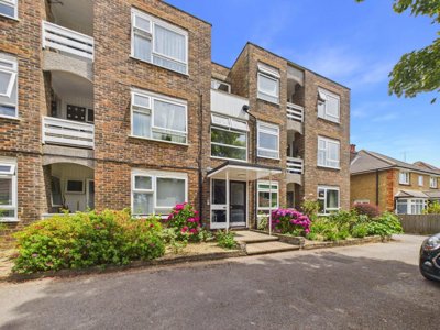 Property on BN11 5QW