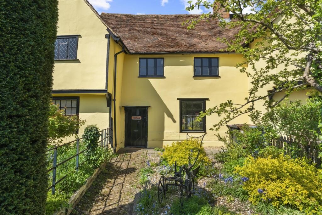 Terraced House