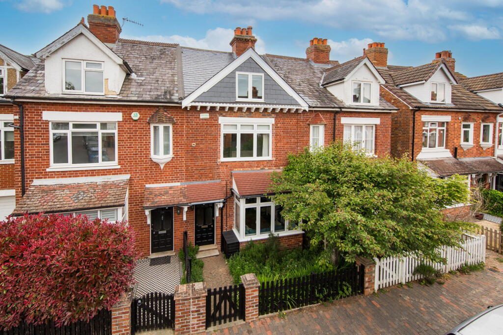 Terraced House