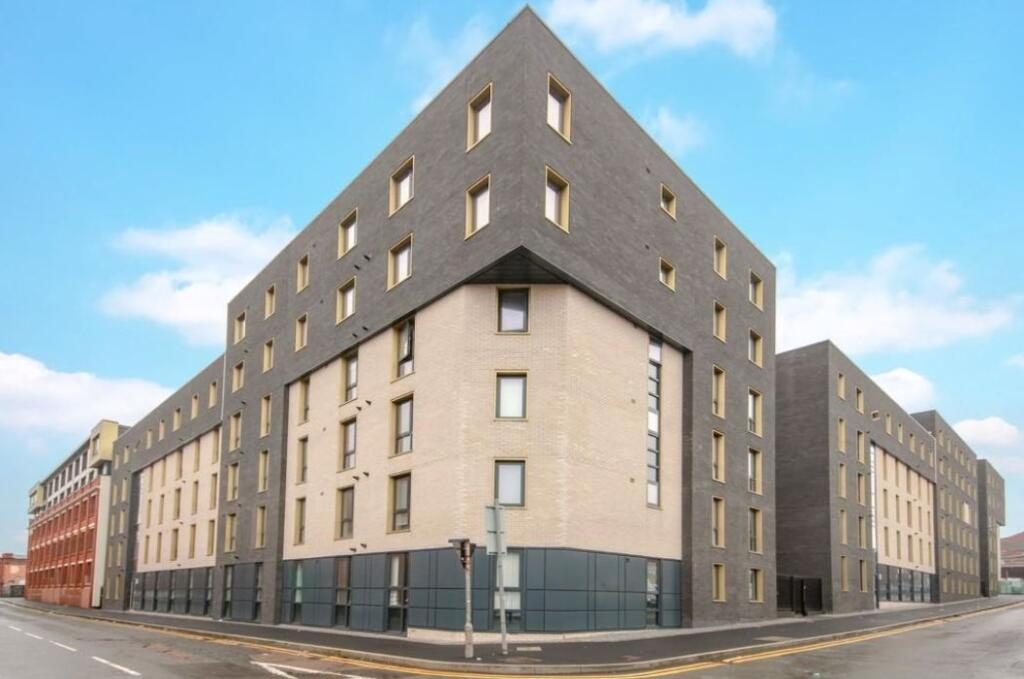Property main image