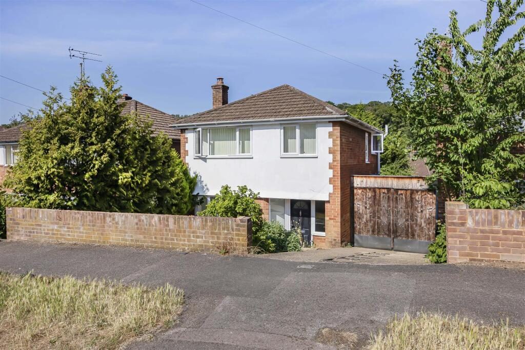 Property main image