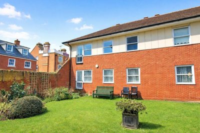 Property on Railway Street, SG14 1DU