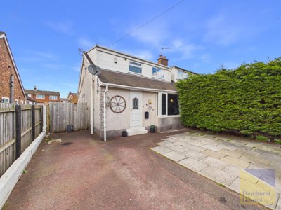 Property on Lytham Road, PR4 1AH