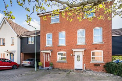 Property on Sperling Drive, CB9 9SG