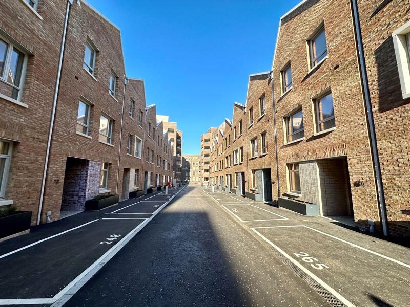Terraced House