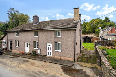 Property on SY17 5LP