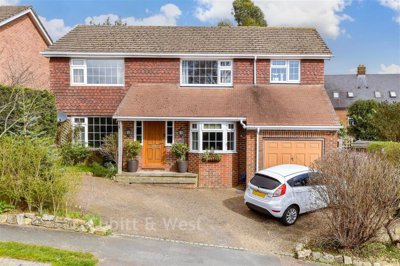 Property on Hillrise, TN6 2DH