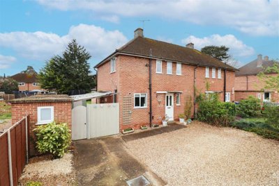 Property on Ryelaw Road, GU52 6HY