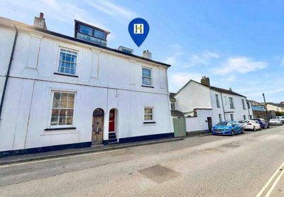 Property on Lenards Road, EX39 1AS